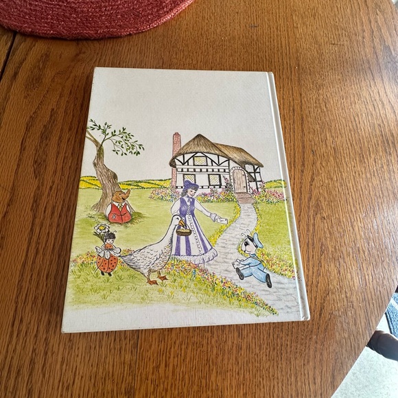 Hardback Book “The Christian Mother Goose Book” - Picture 2 of 13